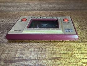 Nintendo Game & Watch Helmet CN-07 1981 Vintage Tested Working