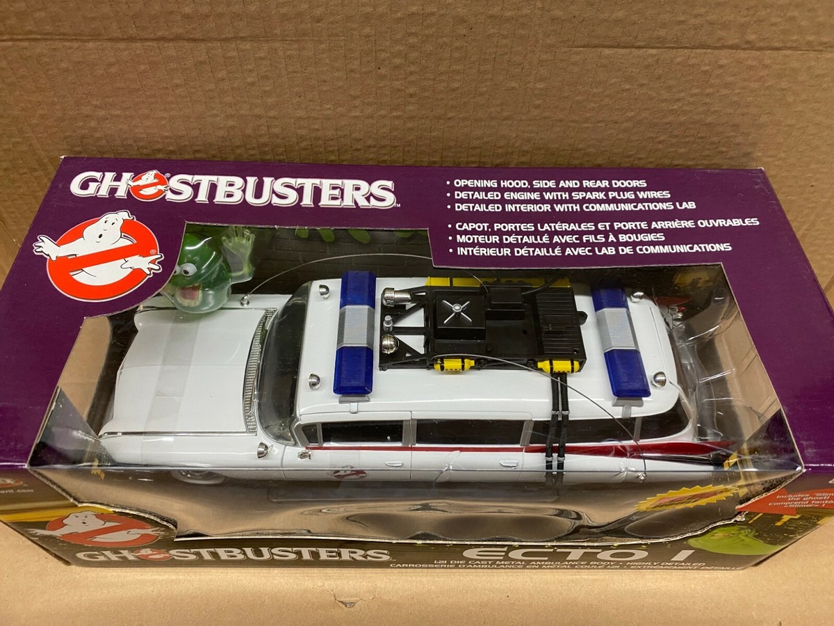 ミニカー GHOSTBUSTERS ECTO-1 1:21  DIE CAST L ミニカー GHOSTBUSTERS ECTO-1 1:21 DIE CAST L Ghostbusters 1
