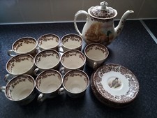 The Royal Worcester Group Palissy 'Game Series' 17 piece Tea Set