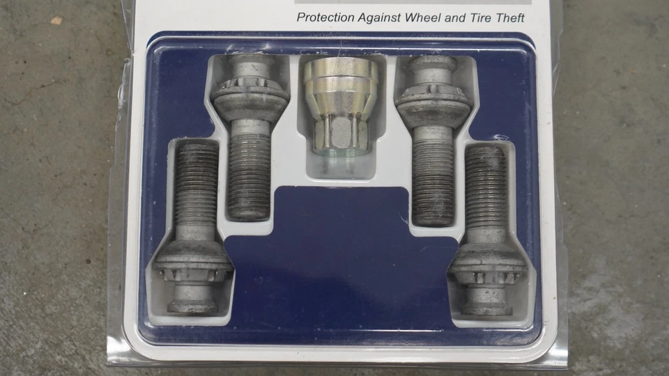 GENUINO FABRICANTE DE EQUIPOS ORIGINALES HONDA **USADO** Juego de pernos de bloqueo de rueda Acura NSX 08W42-T6N-200 2017-202 Foto 3 de 4