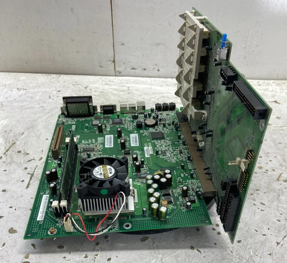 Gateway NLX MID TOWER COR E3400 Motherboard Intel Pentium III 800 MHz 128 MB - Image 4 of 4