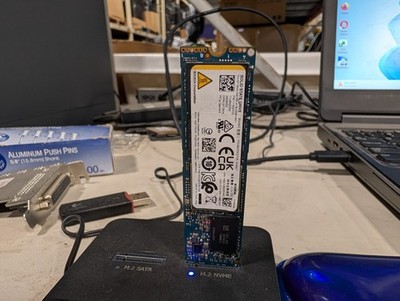 Kioxia XG8 2TB M.2 NVMe Internal SSD KXG80ZNV2T04 100% Health