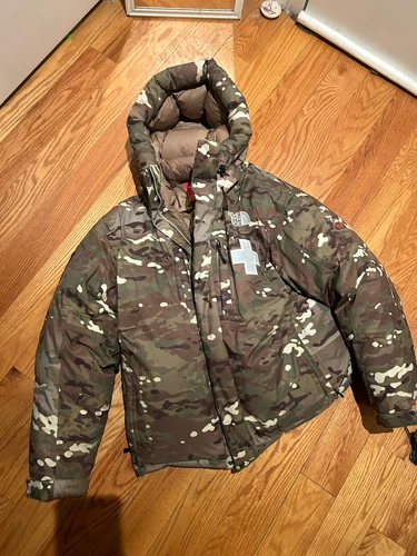 Taille L Veste Supreme The North Face Summit Series Rescue Baltoro Camouflage