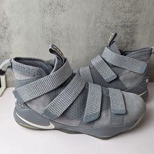 Nike LeBron Soldier 11 Zapatillas - Gris Genial Para Hombre Zapatillas EE. UU. Talla 12