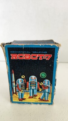 Robot-7 Reproduction Mechanical Walking Metal Robot
