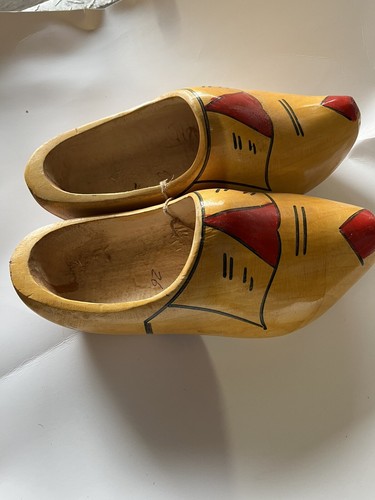 Zapatos de recuerdo de madera tallada vintage zuecos holandeses - Imagen 2 de 8
