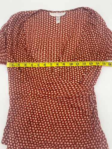Diane von Furstenberg Maternity Top Cross Over V Neck Sz L Red & White AS IS - Picture 7 of 10
