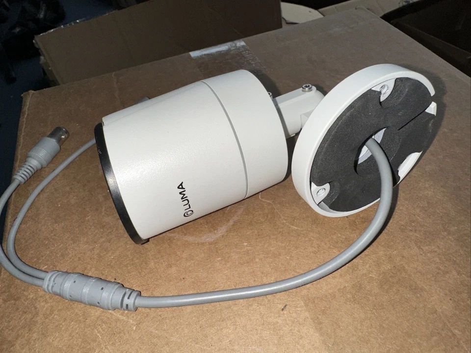 Luma Bullet Camera White LUM-110-A-BUL-WH  - Image 2 of 4