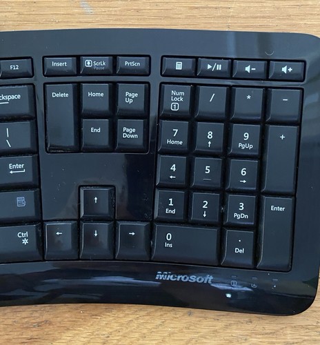 Microsoft Comfort Curve Keyboard 3000 USB Multimedia Contour KU-1079 11/2011 - Picture 3 of 9