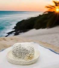 August Hat Women's Paper Flower Accent Sun Beach Summer Hat WHITE Crusher OSFM