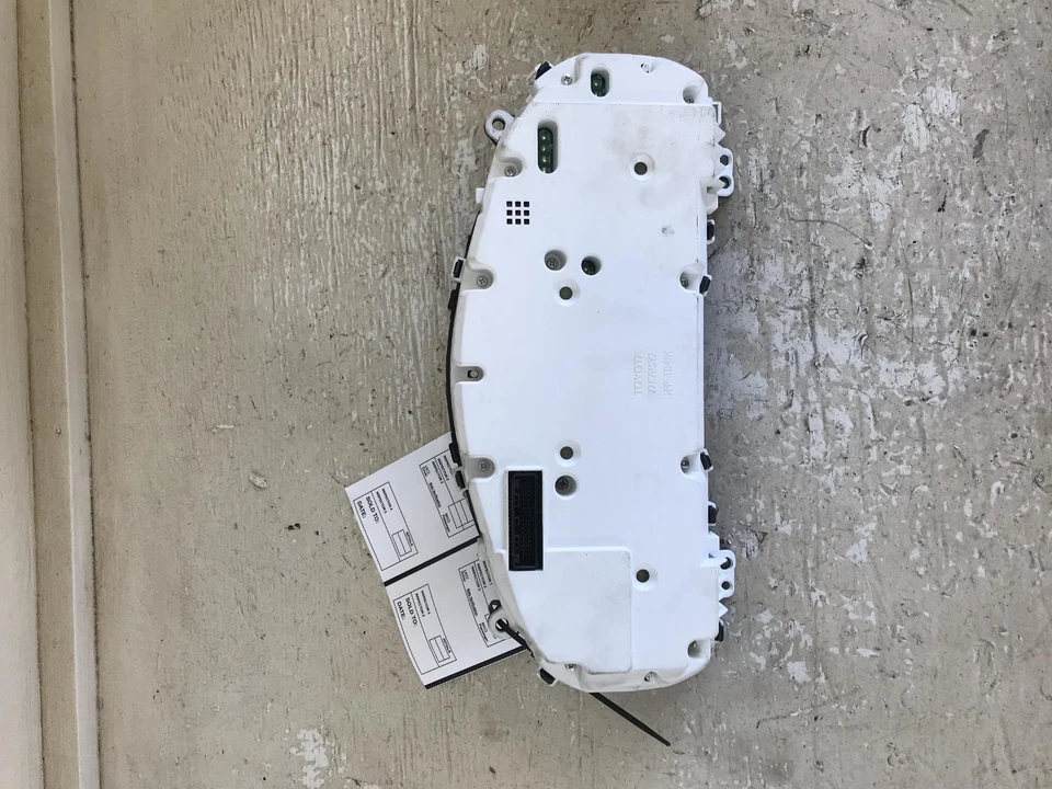 Used Speedometer Gauge fits: 2010 Toyota Highlander cluster VIN K 5th digit 6 cy Foto 3 de 4