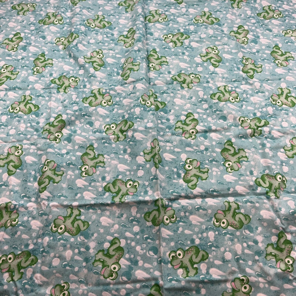 Remanescente de tecido 36”x44”, sapos macios, azuis neutros, rosas, verdes. Vintage - Imagem 2 de 4