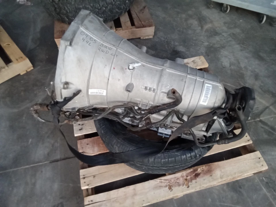 BMW 745LI 745I 2004-2005 4,4 L tracción trasera transmisión automática - solo 147 k millas Foto 2 de 4