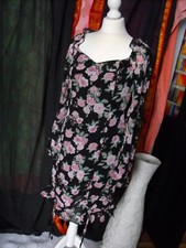 PRETTY LITTLE THING dress milkmaid ruched black pink rose size10 summer