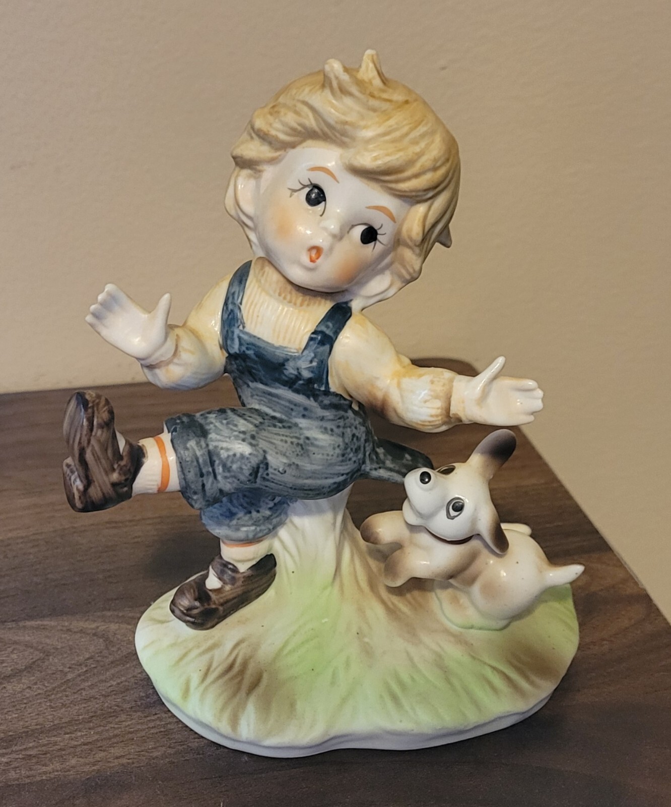 Picture 1 of 4