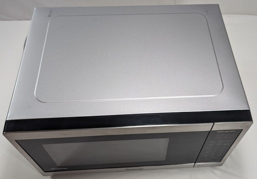 Panasonic NNSC668S 1200W Stainless Steel Countertop Microwave Oven No
