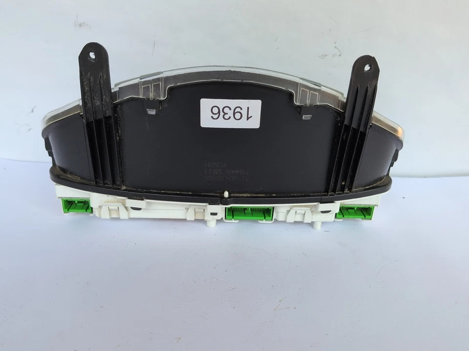 05 Honda Pilot MPH Speedometer Instrument Cluster Dash Panel 248,256 Miles OEM - Image 2 of 4
