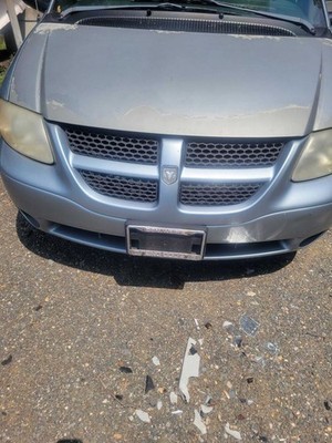 Grille Fits 01-04 CARAVAN 1611257