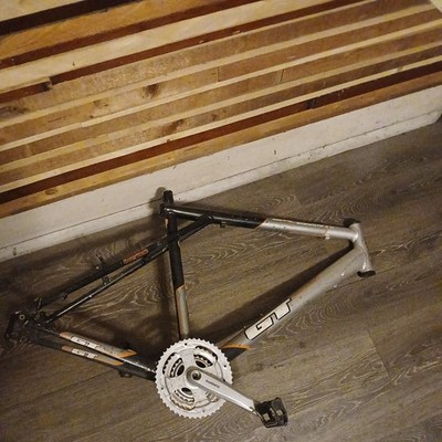 GT Avalanche 3.0 Mountain Bike frame Size XL | eBay
