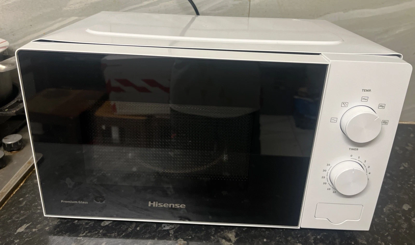 Hisense 700W 20L Countertop Microwave Oven - White H20MOWP1UK