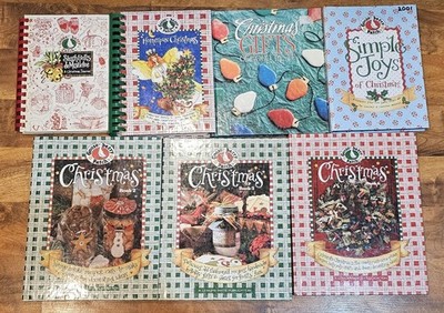 Lot 7 GOOSEBERRY PATCH Homespun CHRISTMAS Books Holiday Recipes Country Gifts