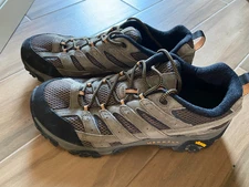 Merrell Mens Moab 2 Vent Hiking;  Size US 11.5