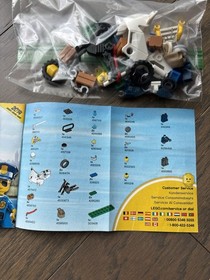 Lego City Crook Pursuit Set 60041 Complete w/ Manual Police Robber Figs No Box