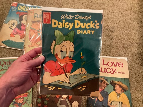 Cómics vintage de la Edad de Plata Chilly Willy, Picapiedra, I ❤️ Lucy, Bugs Bunny - Imagen 4 de 7