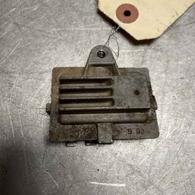 OEM GOOD USED TORO ONAN P2246-I / 10966E VOLTAGE REGULATOR