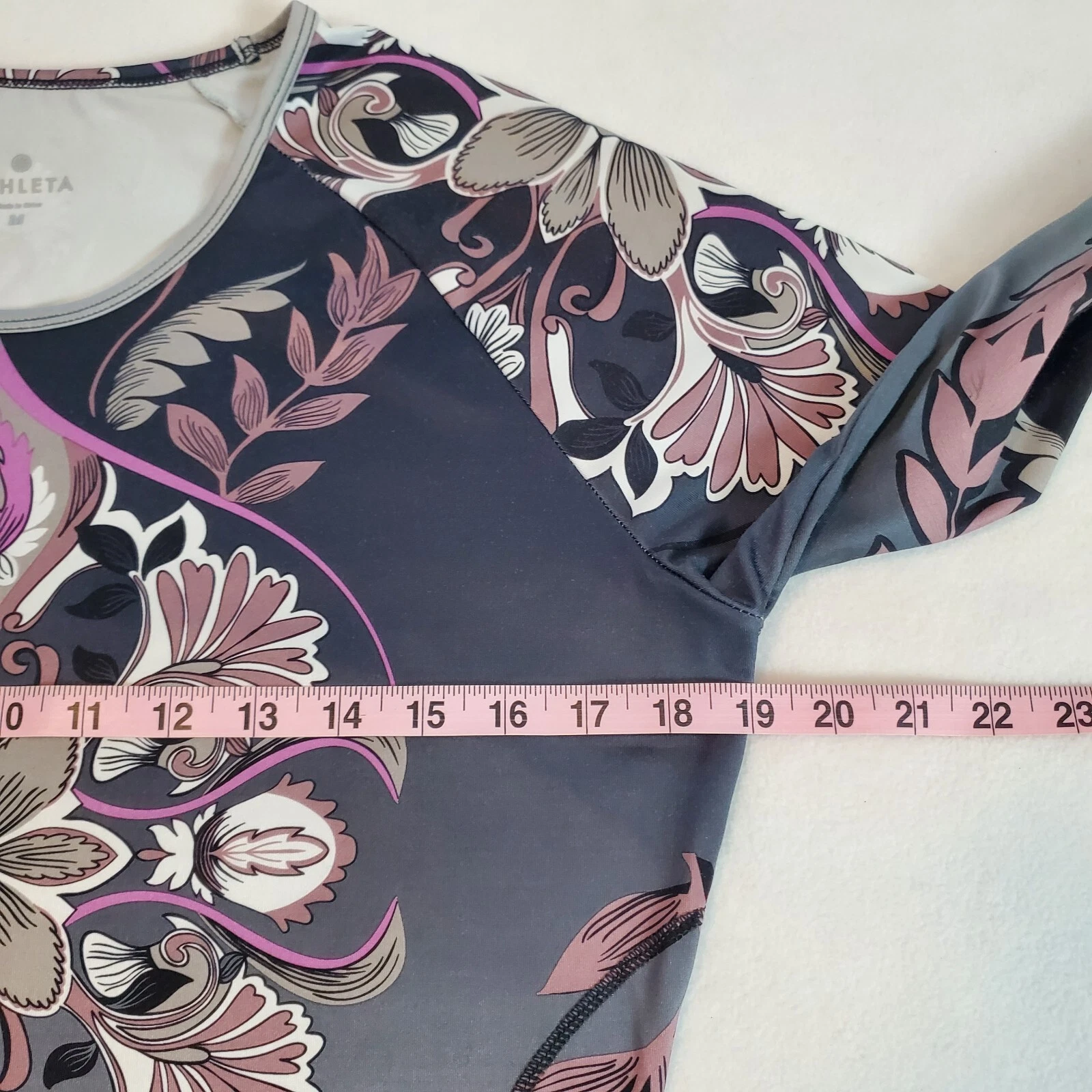 athleta runway paisley long sleeve activewear shirt