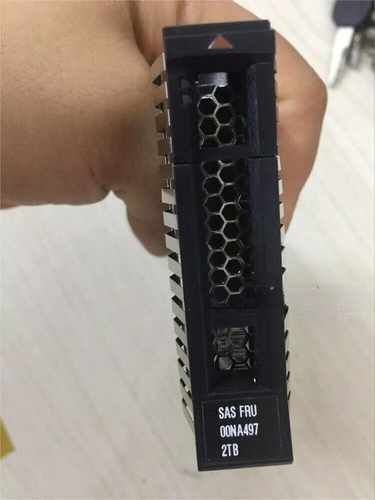 New Lenovo 2TB 00NA496 00NA497 00NA500 2TB 7.2K 12Gbps SAS 2.5" G3HS HARD DRIVE - Picture 4 of 5