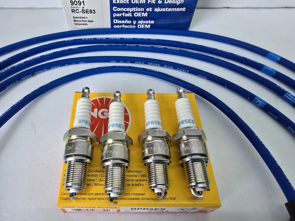 Suzuki Sidekick 8V 1.6 91-95 - Geo Tracker 1.6 1989-1995 NGK Spark Plugs & Wires - Image 3 of 4