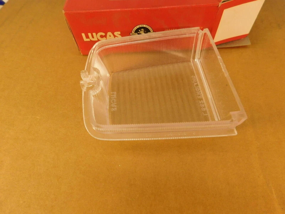 Lente giratoria delantera Hillman Husky transparente LUCAS 54571844 L662 NOS 1964-1966 Foto 4 de 4