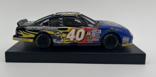 #40 STERLING MARLIN 1:64 DIECAST 2002 NASCAR BROOKS & DUNN DODGE ACTION COORS - Picture 4 of 8