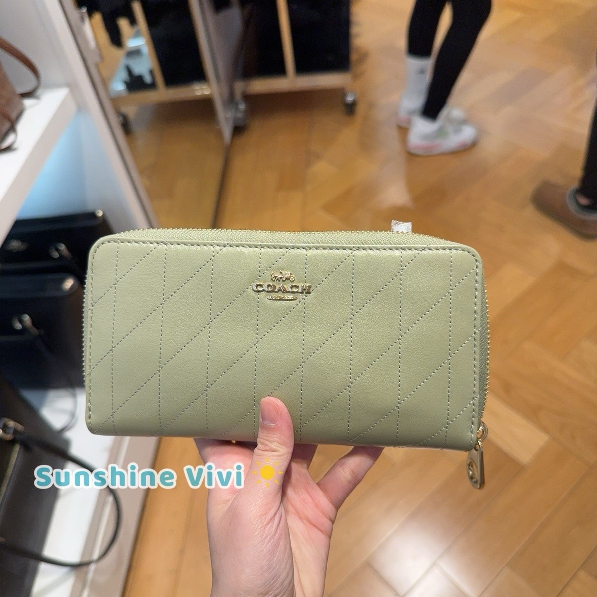 NWT COACH Long Zip Around Wallet With Quilting CEL63 IM/PISTACHIO