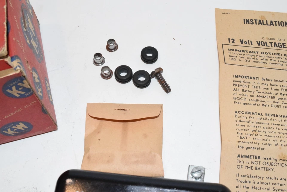 Regulador de tensão NOS K&W C2630 1956-1960 Mopar Studebaker Imperial ChryslerC108 - Imagem 3 de 4