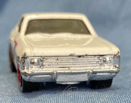 Hot Wheels Chevrolet SS - 2017 Multi-pack Exclusive - Picture 5 of 11