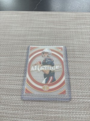 2024 Panini Illusions - Mystique Drake Maye #2 Red /199 (RC)