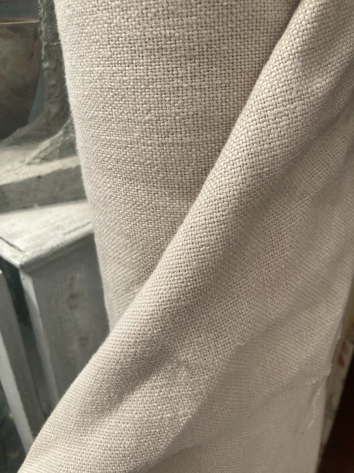 Romo Milano Linen Fabric Remnant 8.5 Metres Brand New On Roll - Image 2 of 2