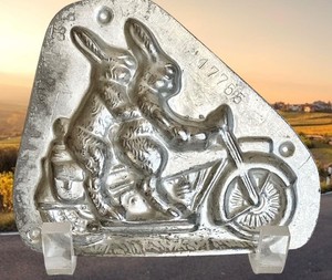 ANTON REICHE 17755 2 RABBITS ON HARLEY MOTORCYCLE ANTIQUE CHOCOLATE MOLD