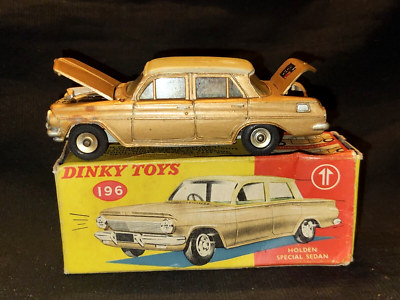 VINTAGE CAST IRON 196 HOLDEN SPECIAL SEDAN DINKY SUPERTOYS ENGLAND