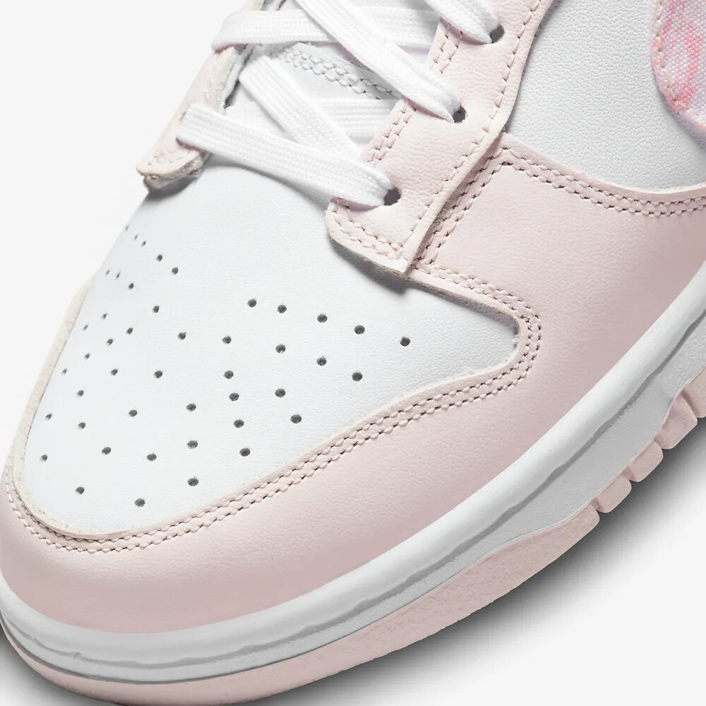 ウィメンズ Nike Dunk Low Essential Paisley Pack Pink (W) Nike Dunk Low Essential Paisley Pack Pink Review and Sizing