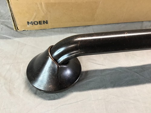 Moen Eva 18” 18 inch Grab Bar YG28180RB Rubbed Bronze SCRATCHES - Picture 10 of 14