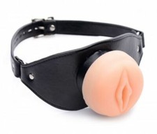 Master-Series-Pussy-Face-Oral-Sex-Mouth-Gag-Realistic-Vaginal-Bondage-Gear-BDSM