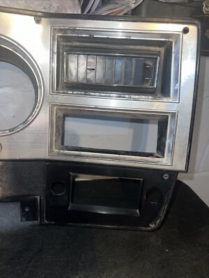 OEM Factory 81-88 Chevy GMC Truck DASH GAUGE BEZEL C10 K5 OEM Factory 81-88 Chevy GMC Truck DASH GAUGE BEZEL C10 K5