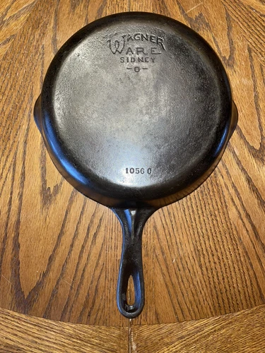 Vintage Sidney Wagner Wear #6 Cast-Iron Sits Flat No Wabble