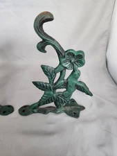 Sungmor Cast Iron Hanging Plant Brackets Decorative Wall Mounted Flower Pot Hook