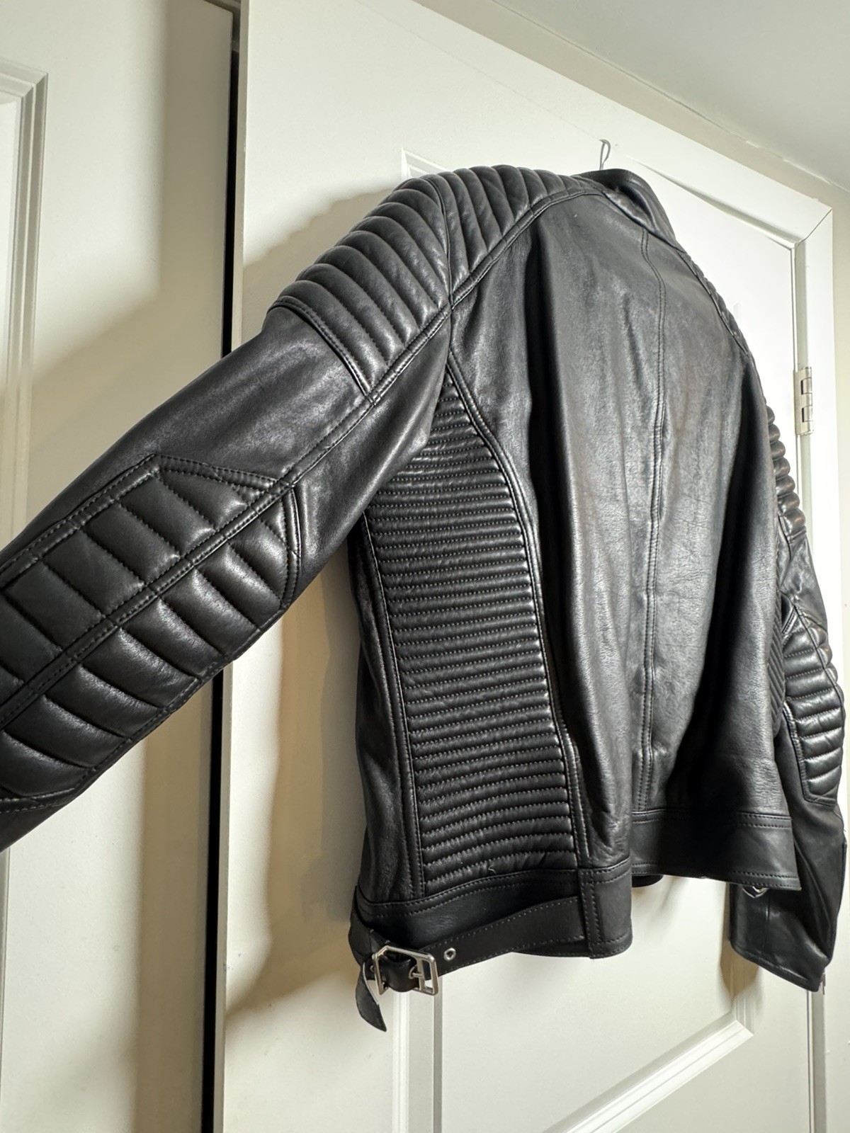 Black Leather Burberry Marlow Leather Motorcycle Jacket  IT/EU 56 = US Men’s 46 image 8