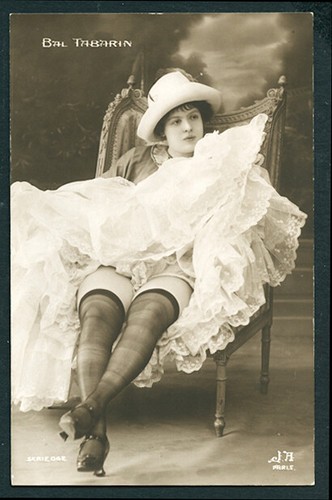 Französische 1915 Kabarett TÄNZERIN BLINKENDE Beine STRÜMPFE Agelou Foto BAL TABARIN