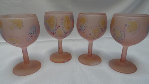 Set of 4 Rueven Art Nouveau Goblets Wine Glasses Hand Blown Painted Pink Satin - Picture 3 of 8